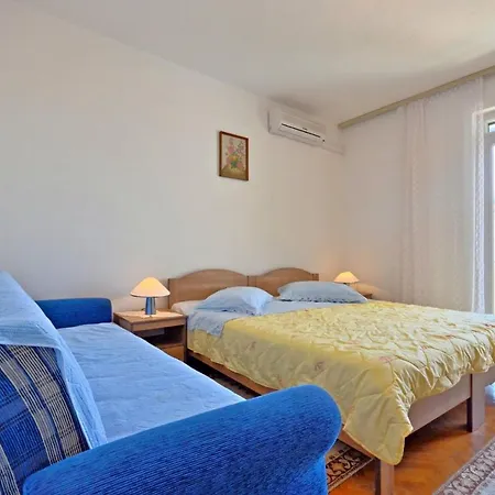 Apartment And Marin Brela