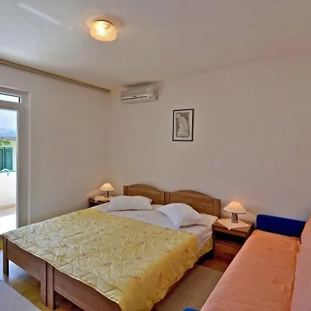 Apartment And Marin Brela